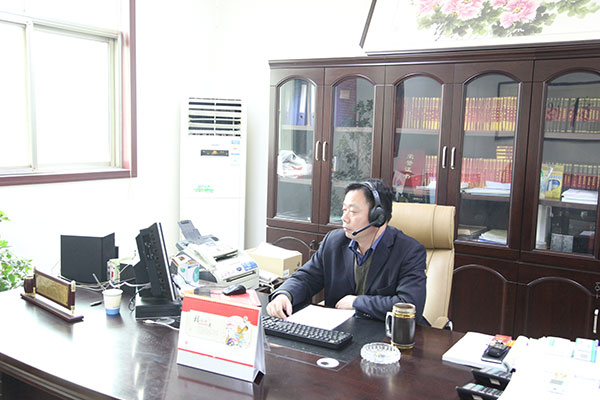 河南建基党支部书记常务副总姜勇先生做工作报告
