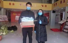 抗疫防护物资紧 建基咨询献爰心
