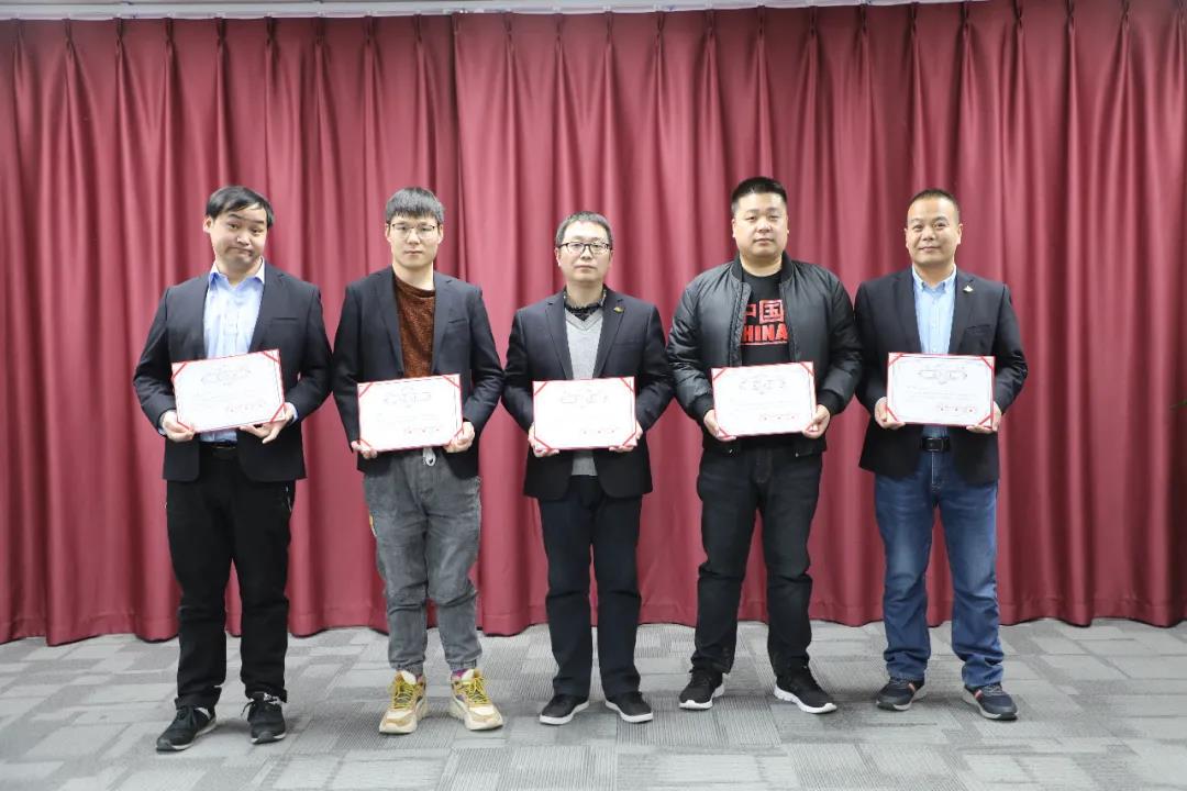 人员合照.jpg